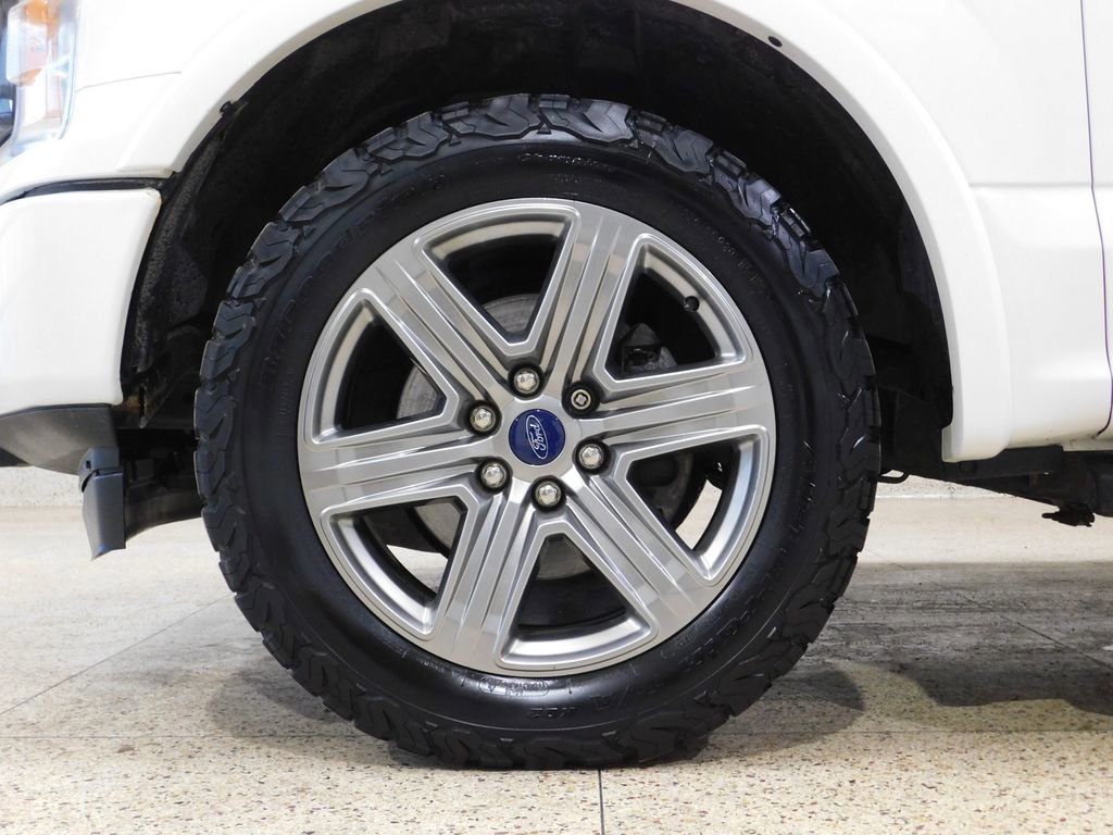 Used 2019 Ford F150 XLT w/ Equipment Group 302A Luxury AWD/4WD image 26