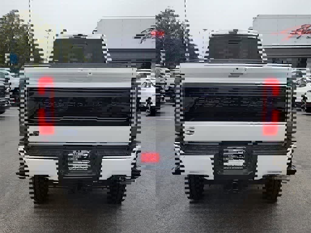 New 2026 Ford F250 Platinum image 4