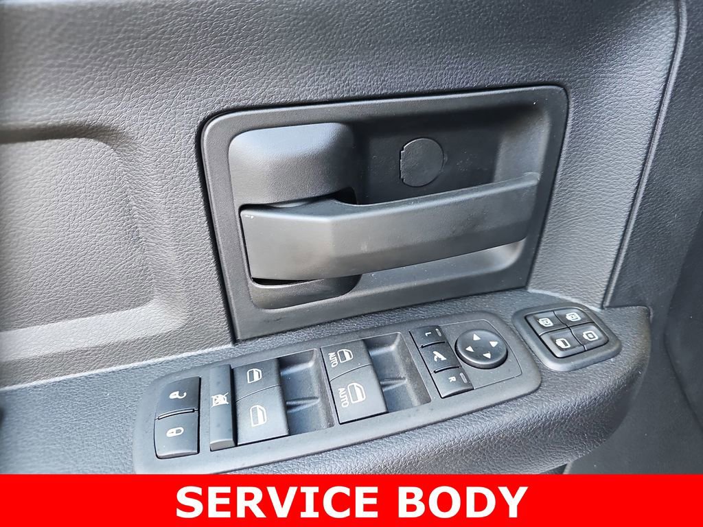 Used 2024 RAM 2500 Tradesman w/ Chrome Appearance Group image 25