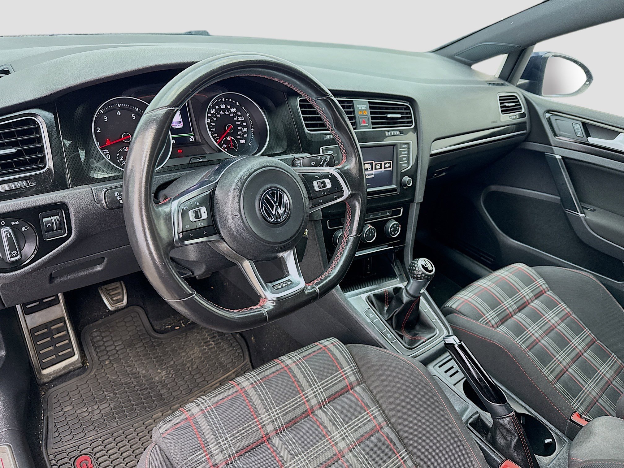 Used 2016 Volkswagen GTI S image 7