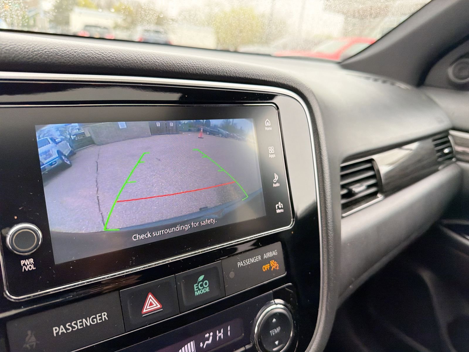 Used 2018 Mitsubishi Outlander LE image 31