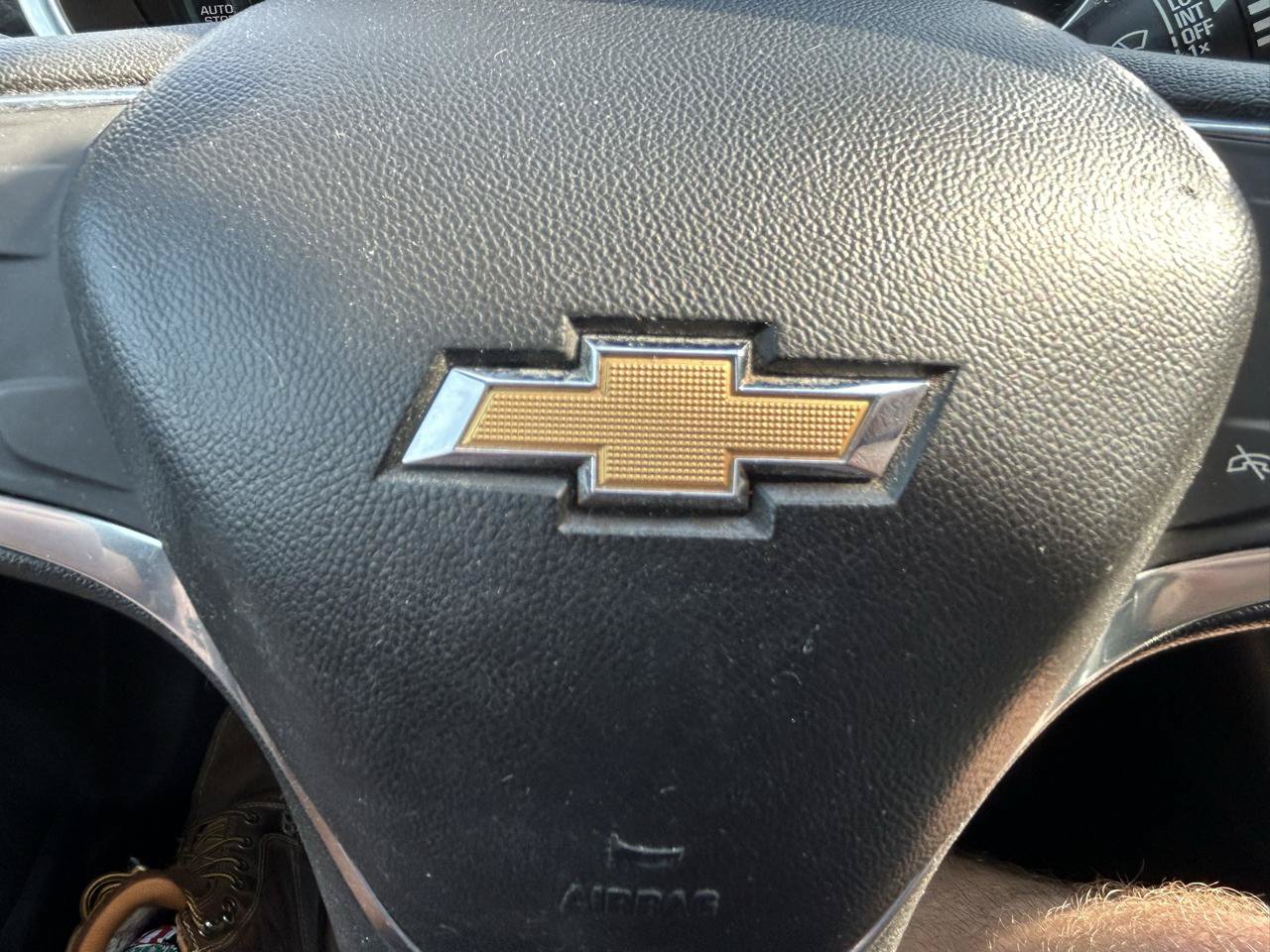 Used 2020 Chevrolet Malibu LT FWD image 21