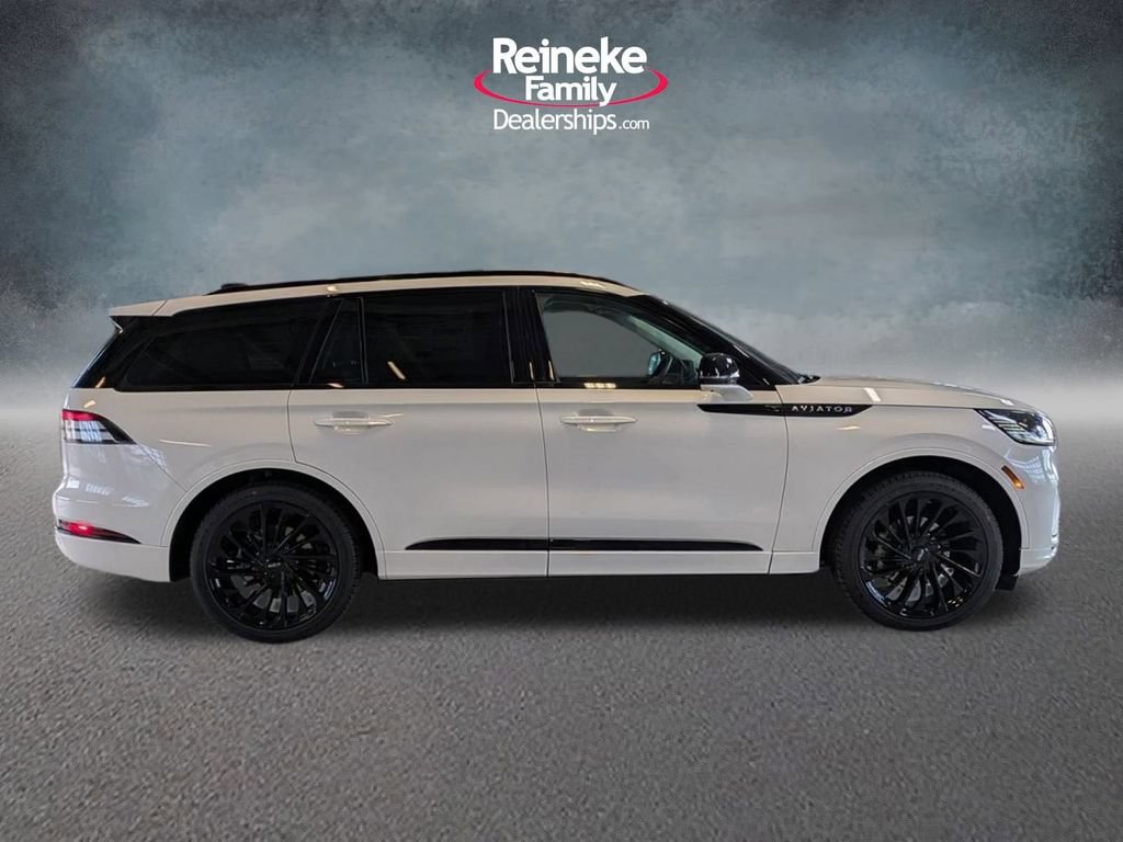 New 2026 Lincoln Aviator Reserve AWD/4WD image 4