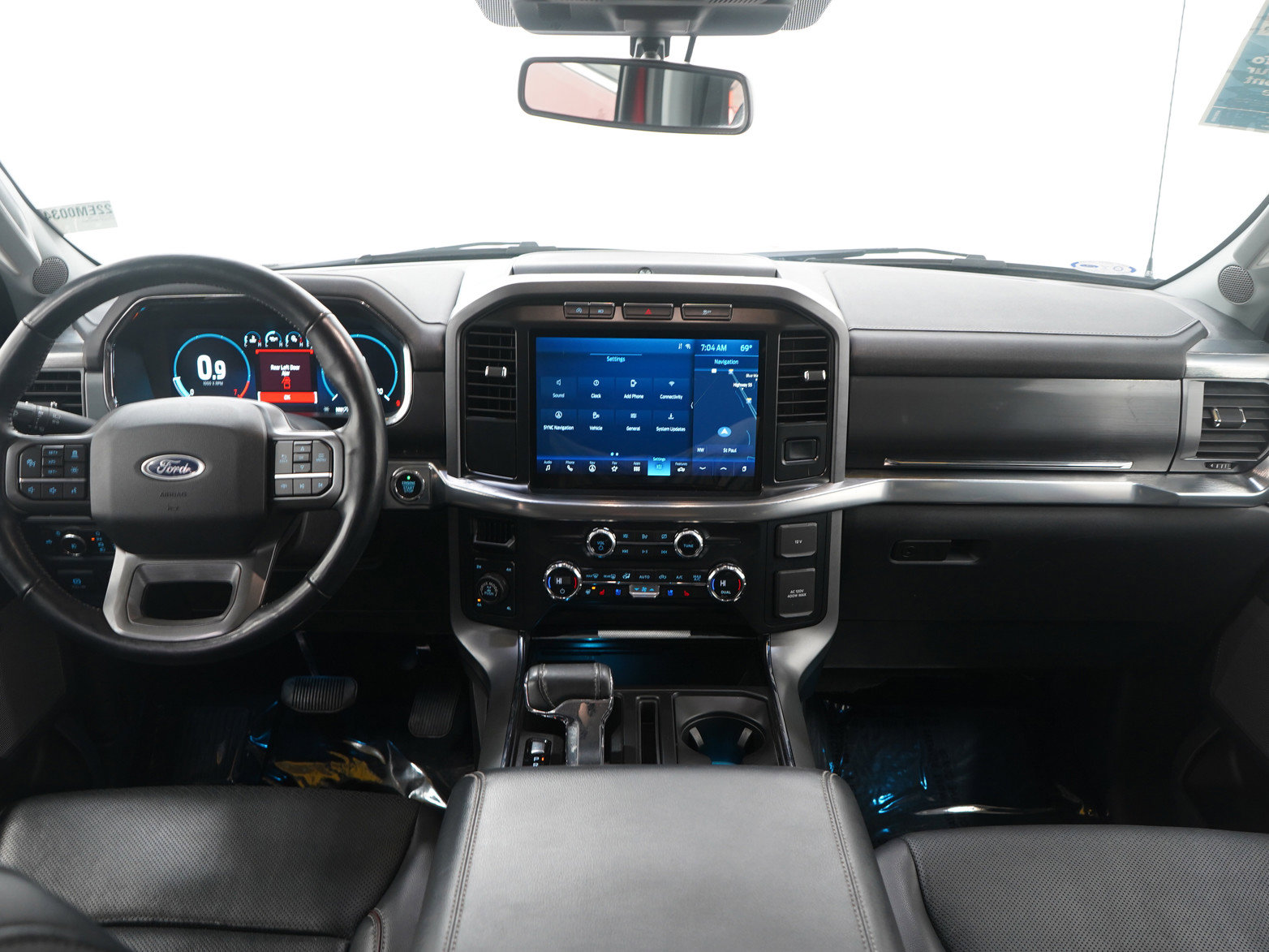 Used 2021 Ford F150 Lariat w/ Equipment Group 502A High image 17