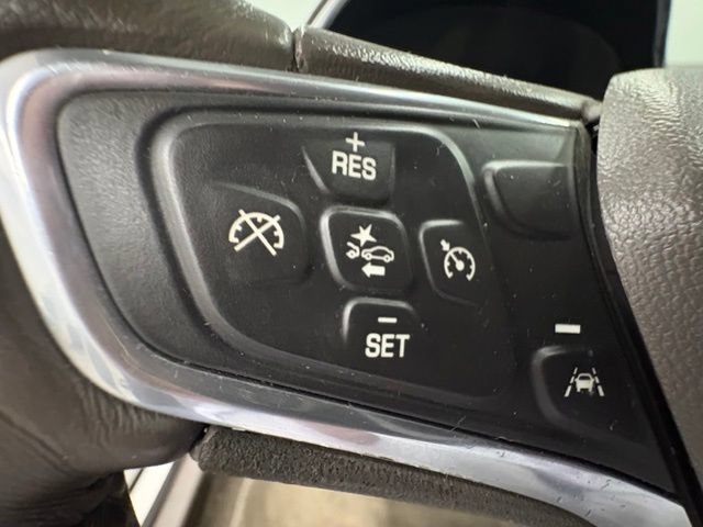 Used 2016 Chevrolet Malibu LT FWD image 15