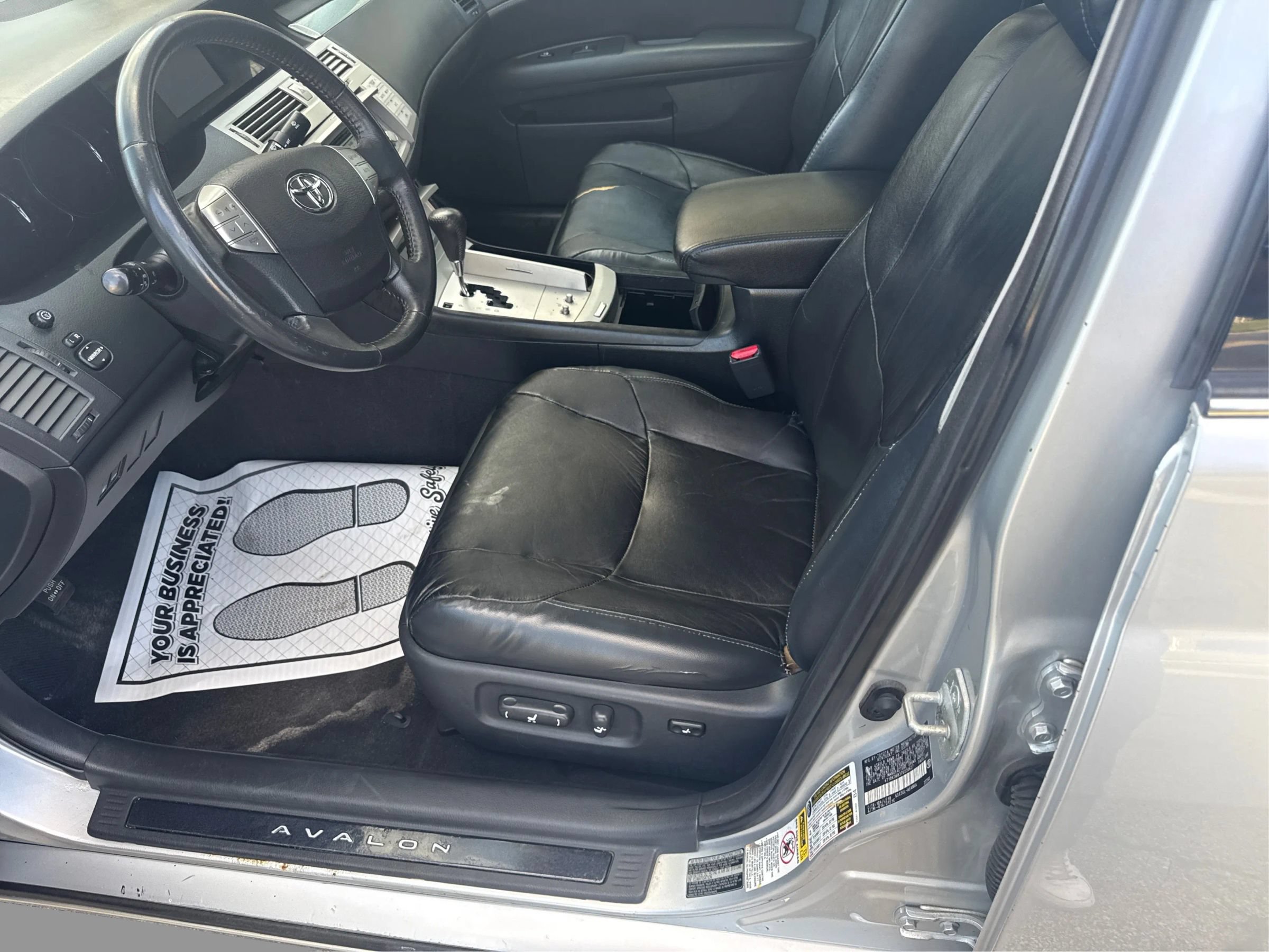 Used 2007 Toyota Avalon Touring FWD image 10