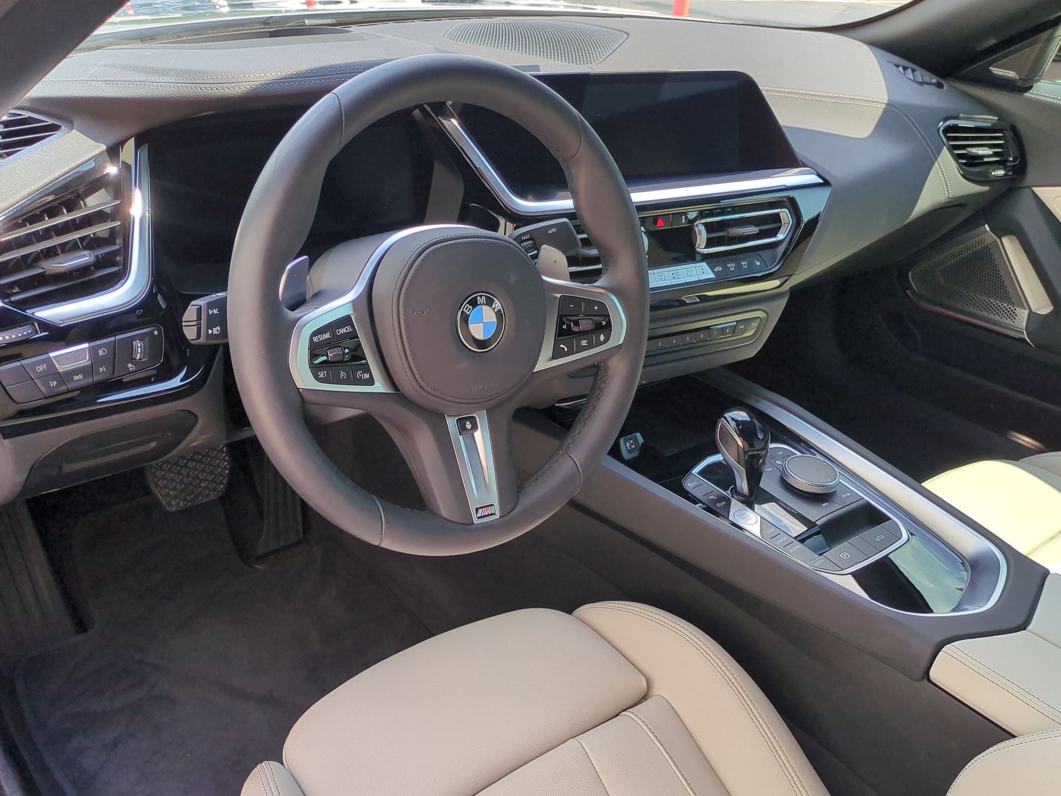 Certified 2023 BMW Z4 sDrive30i w/ Premium Package RWD image 30