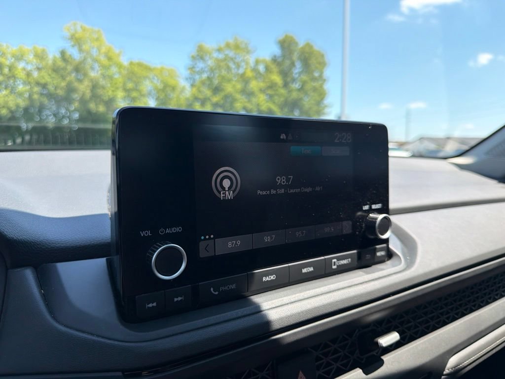 Certified 2024 Honda Accord EX image 28