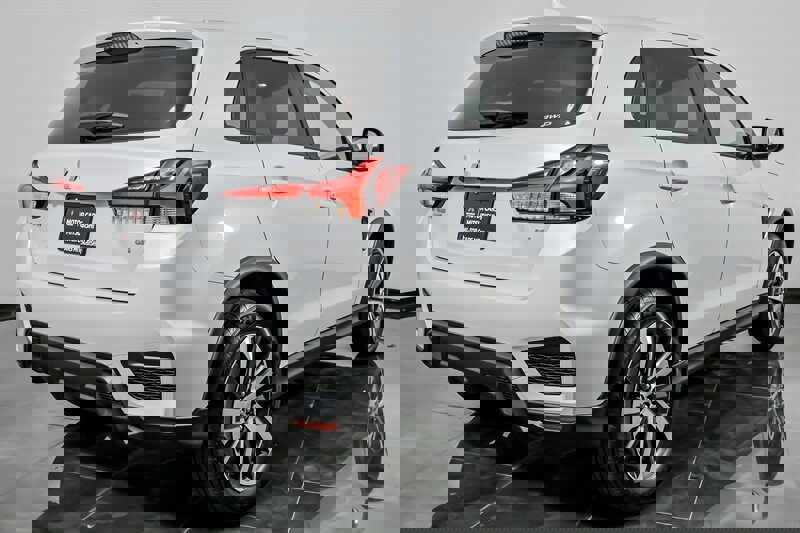 New 2025 Mitsubishi Outlander Sport SE image 8