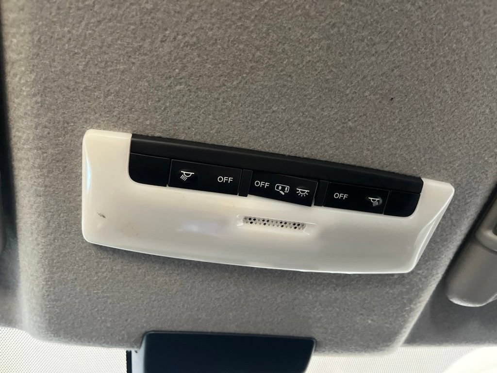 Used 2021 Nissan Kicks SV FWD image 72