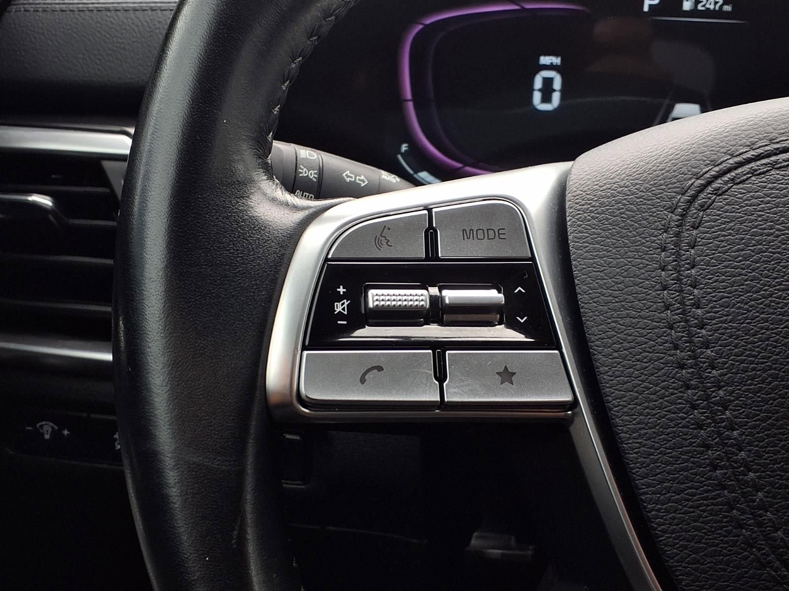 Used 2025 Kia Telluride S image 15