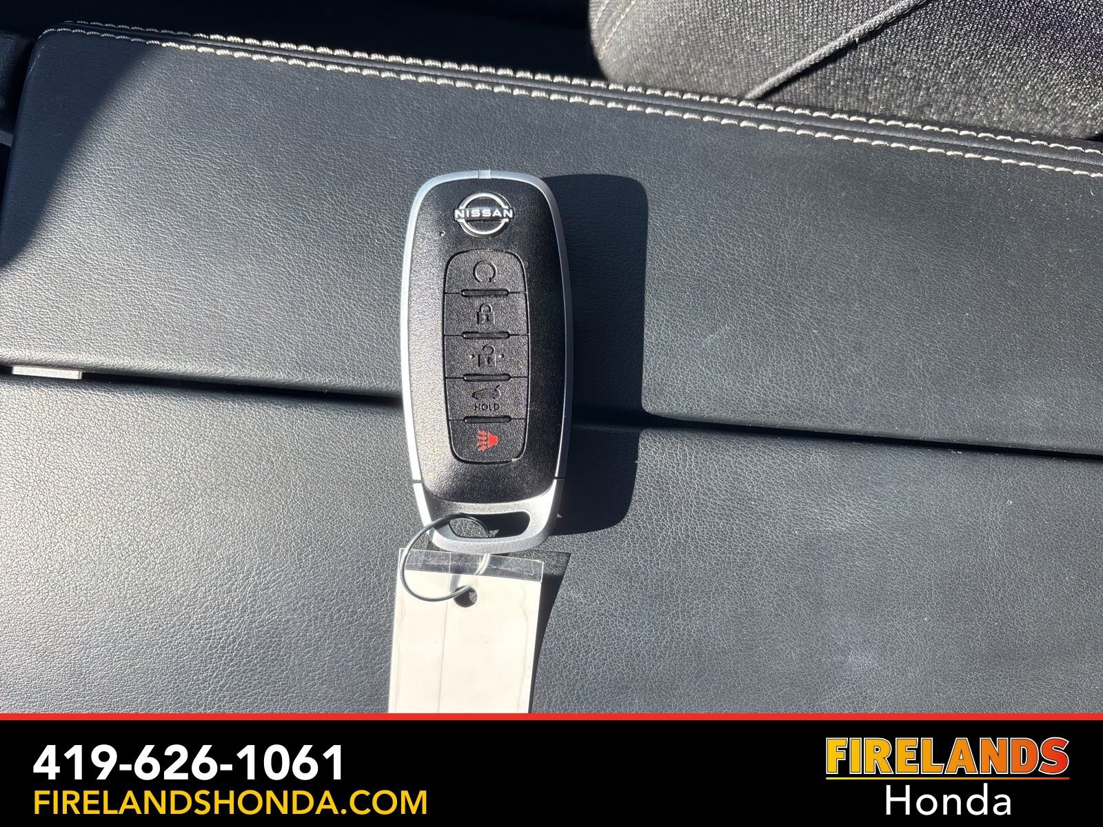 Used 2025 Nissan Rogue SV image 28