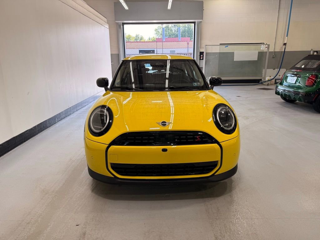Certified 2025 MINI Cooper S image 8