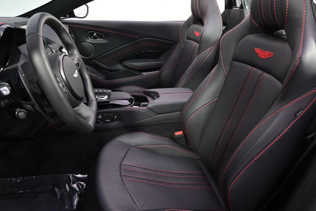 Used 2023 Aston Martin V8 Vantage Roadster RWD image 17
