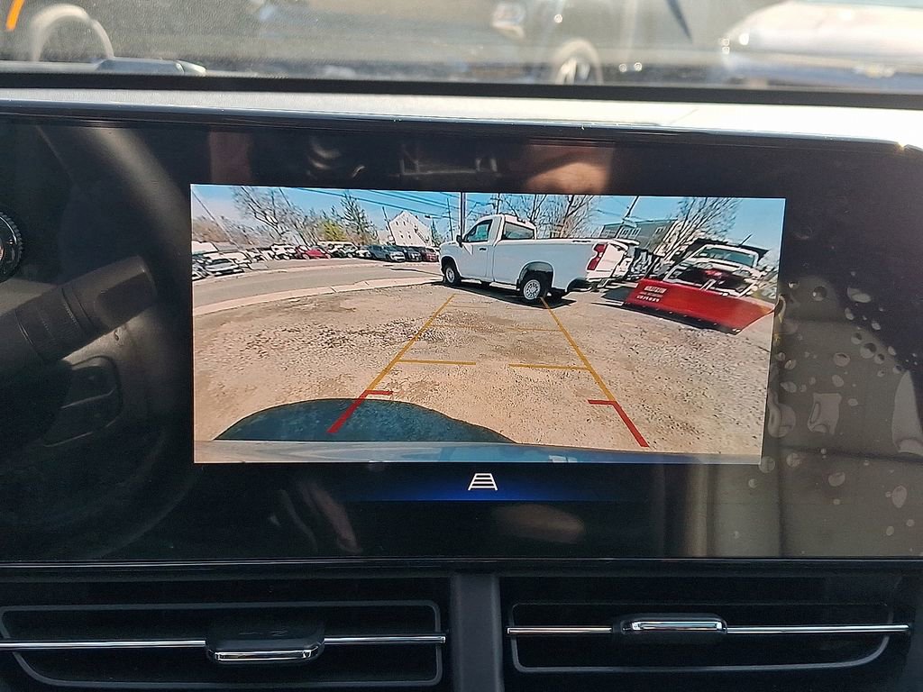 Used 2025 Chevrolet Trax ACTIV w/ Sunroof Package image 18