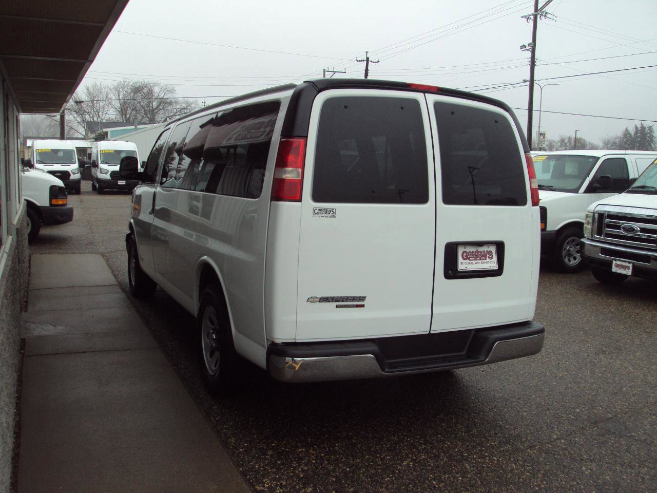 Used 2013 Chevrolet Express 1500 LT w/ LT Preferred Equipment Group AWD/4WD image 5