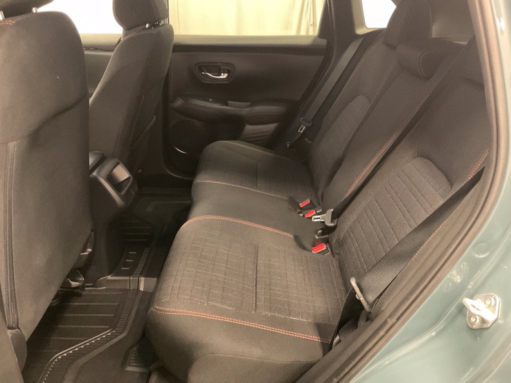 Used 2025 Honda HR-V Sport image 26