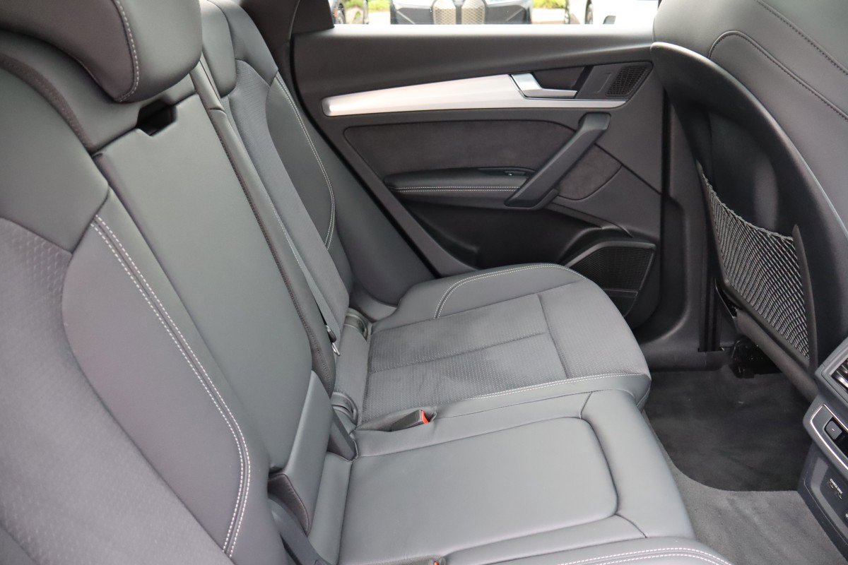 Used 2025 Audi Q5 e Premium Plus image 14