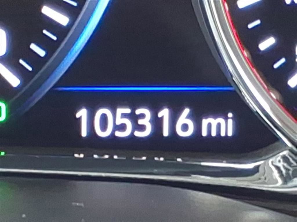 Used 2021 GMC Acadia SLT w/ Elevation Edition image 25