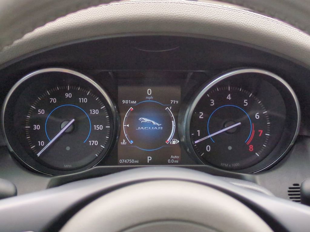 Used 2016 Jaguar XF Prestige image 27