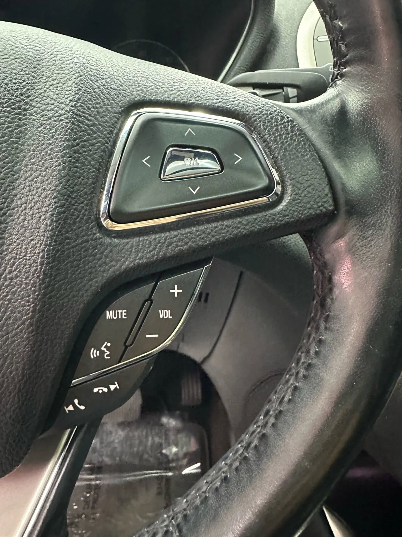 Used 2015 Lincoln MKC AWD w/ Equipment Group 102A Reserve image 14