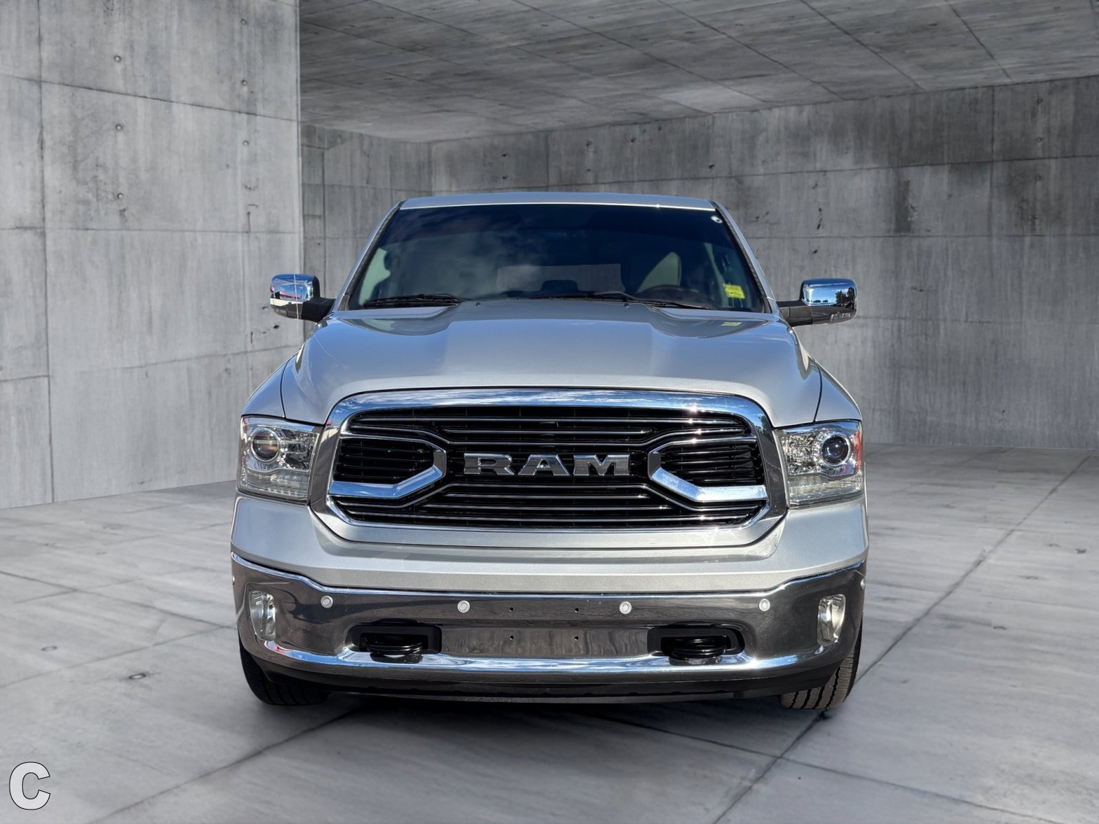 Used 2018 RAM 1500 Laramie Longhorn w/ Longhorn Southfork Package AWD/4WD image 5