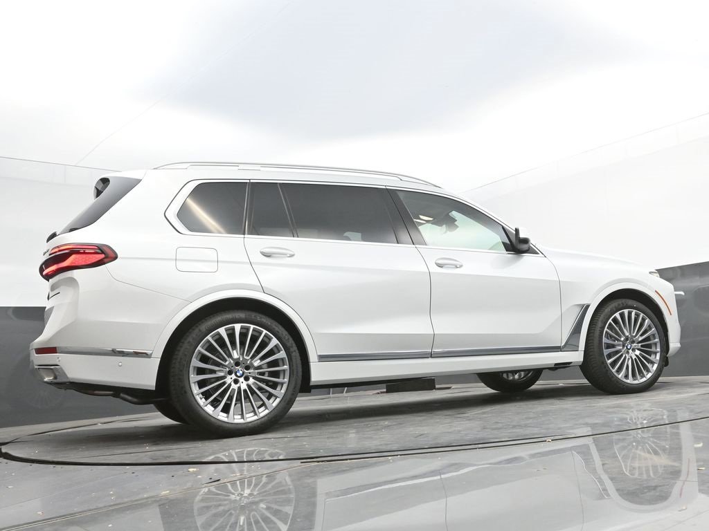 New 2026 BMW X7 xDrive40i image 44