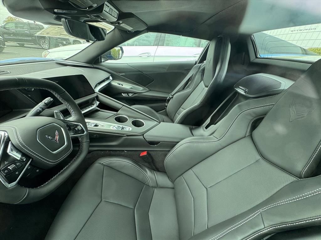 New 2026 Chevrolet Corvette Stingray Convertible w/ 1LT image 7