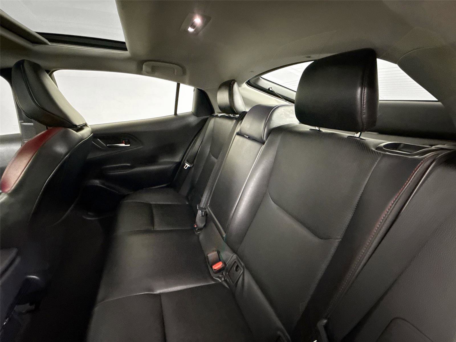 Used 2023 Toyota Prius Prime FWD image 31