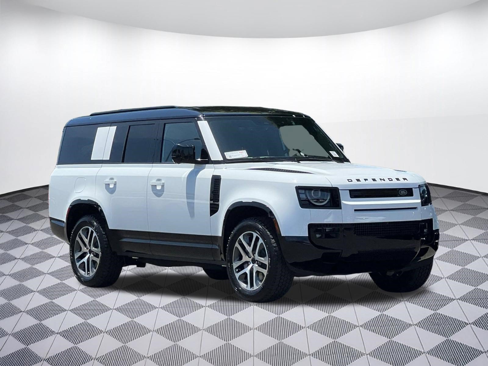 New 2026 Land Rover Defender 130 X-Dynamic SE AWD/4WD image 5