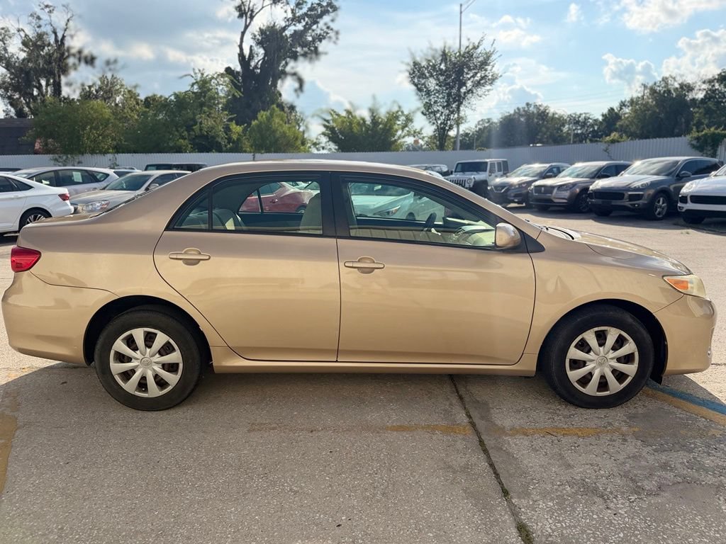 Used 2011 Toyota Corolla LE FWD image 6