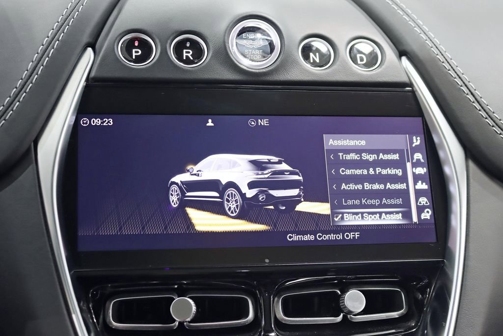 Used 2021 Aston Martin DBX AWD/4WD image 27