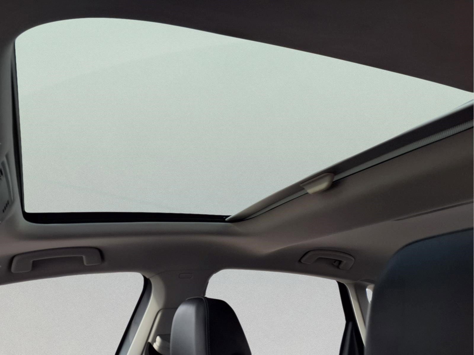 Used 2019 Volkswagen Jetta SEL Premium image 20