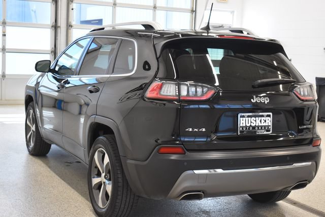 Used 2019 Jeep Cherokee Limited AWD/4WD image 10