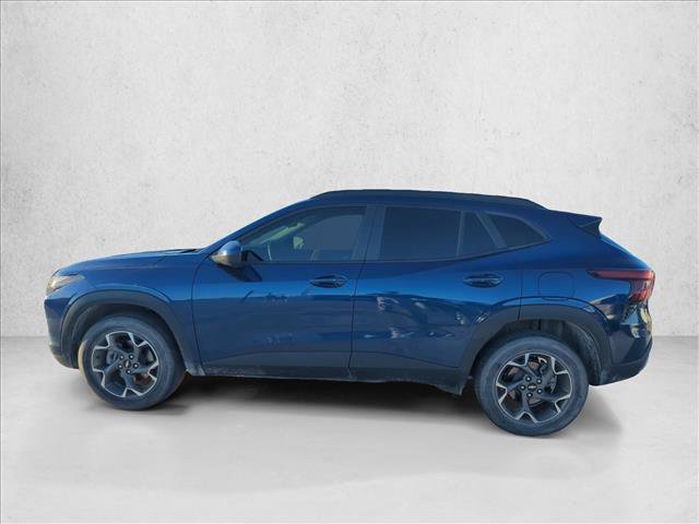 Used 2024 Chevrolet Trax LT w/ LT Convenience Package FWD image 7