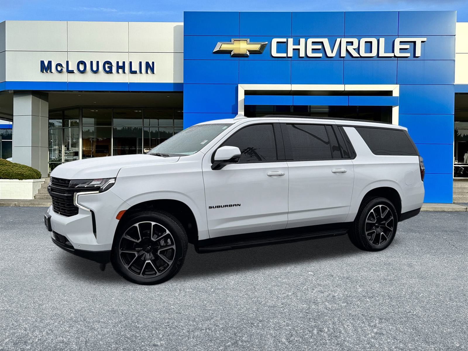 Used 2024 Chevrolet Suburban RST w/ Luxury Package image 1