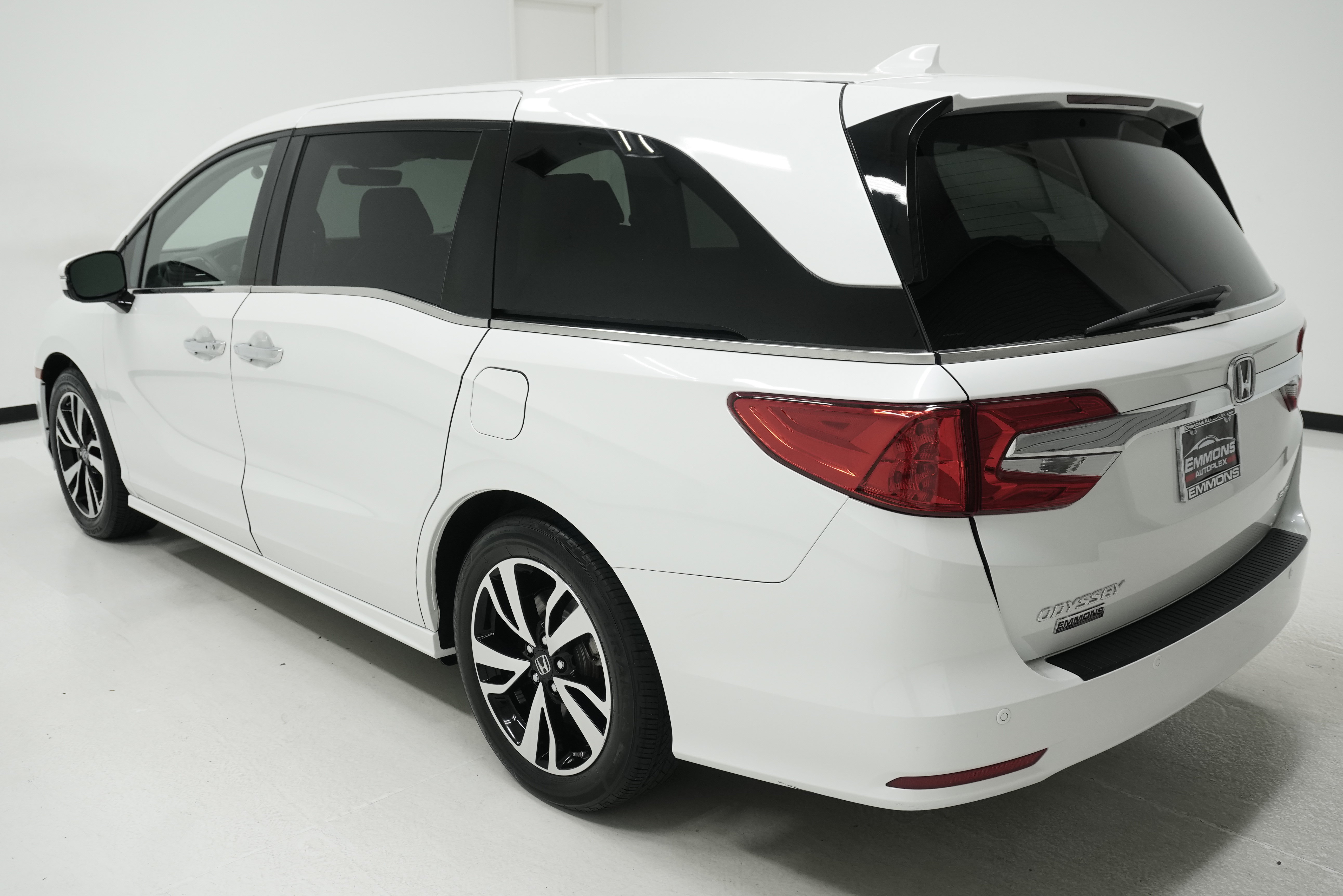 Used 2020 Honda Odyssey Elite image 6
