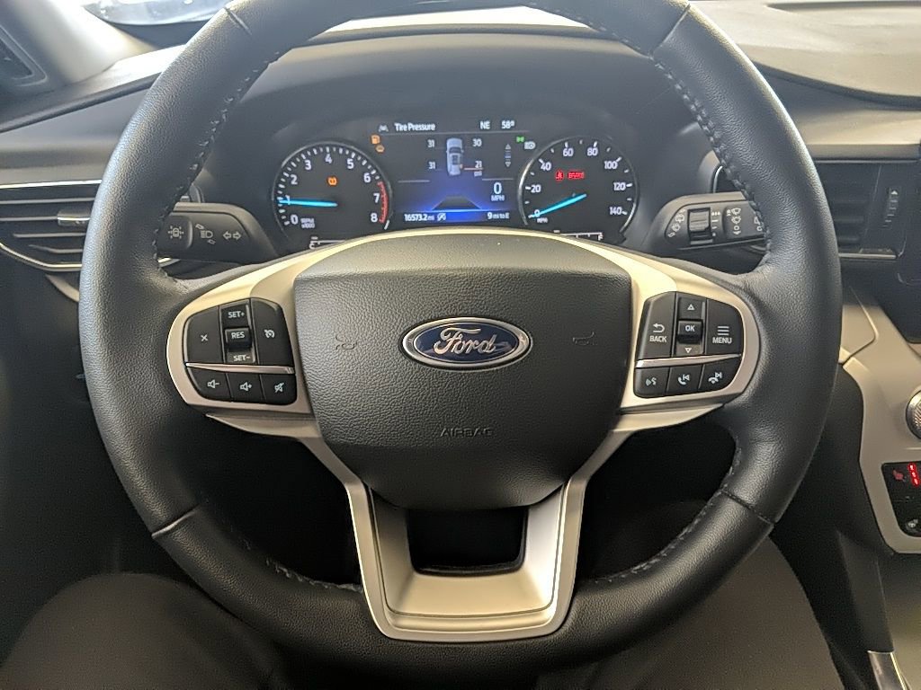 Used 2023 Ford Explorer XLT w/ Equipment Group 202A image 16