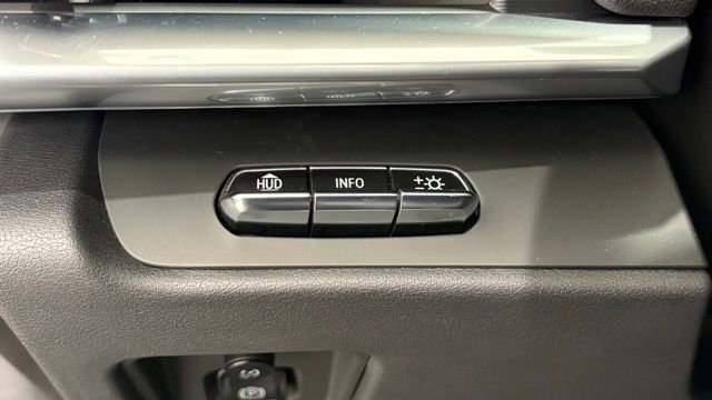 Used 2023 Chevrolet Corvette Stingray w/ Z51 Performance Package image 26