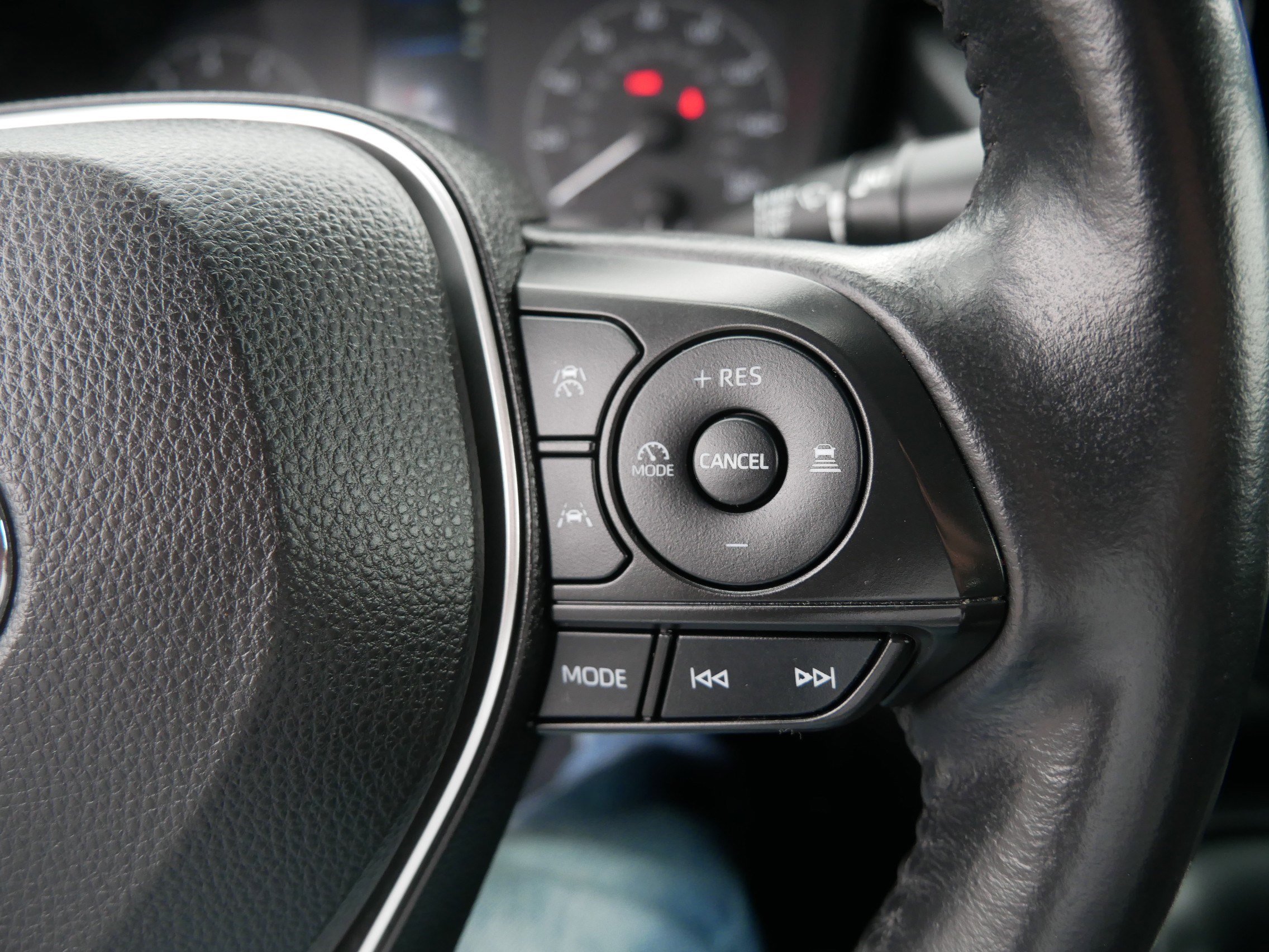 Used 2023 Toyota Corolla SE image 28