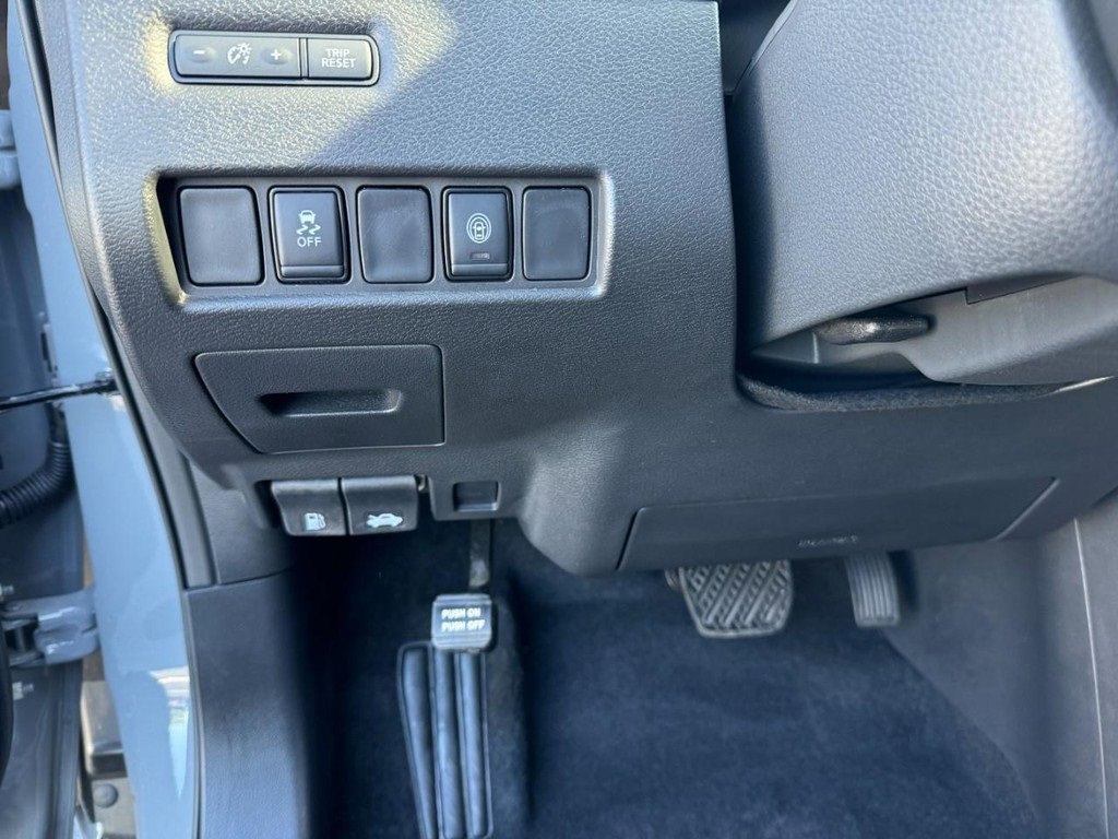 Used 2024 Nissan Murano SV w/ SV Midnight Edition Package image 19