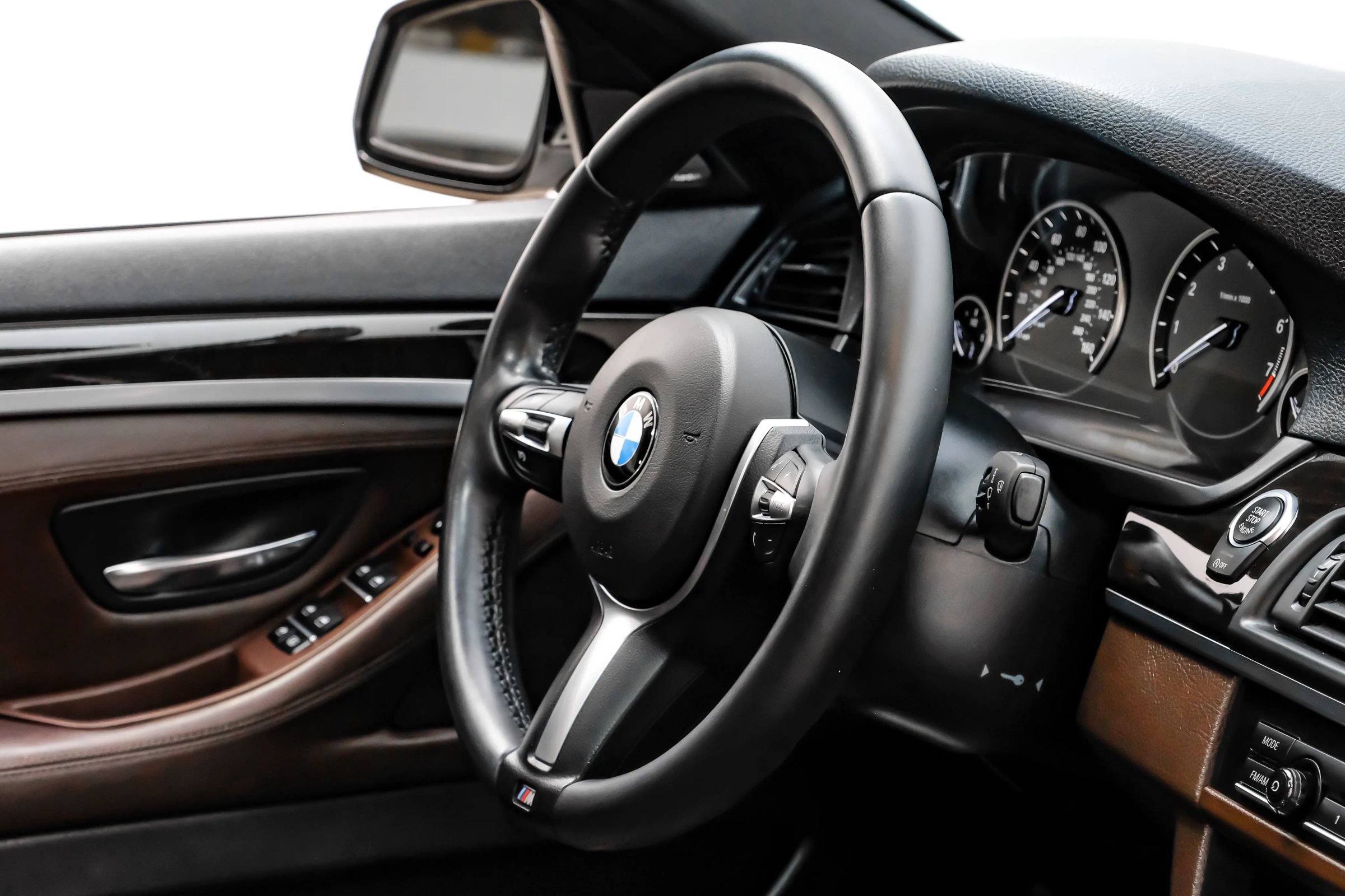 Used 2014 BMW 550i Sedan RWD image 10