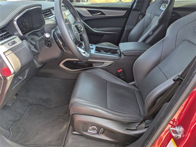 Used 2026 Jaguar F-PACE R-Dynamic S image 23