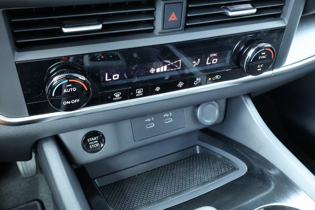 New 2026 Nissan Rogue SV image 12