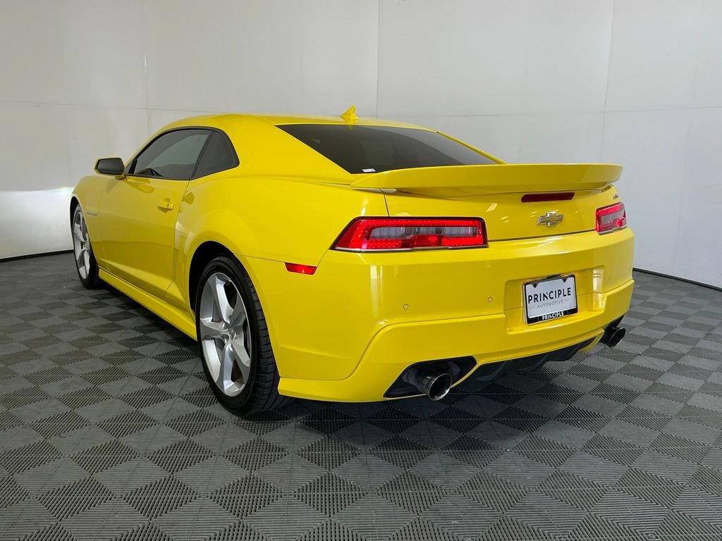 Used 2015 Chevrolet Camaro SS RWD image 7