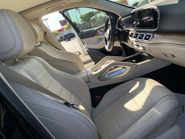 Used 2021 Mercedes-Benz GLE 450 4MATIC w/ AMG Line Exterior image 14
