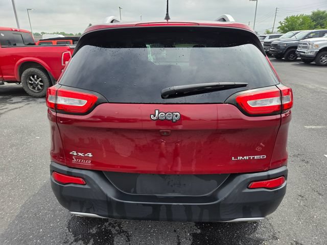 Used 2017 Jeep Cherokee Limited AWD/4WD image 16