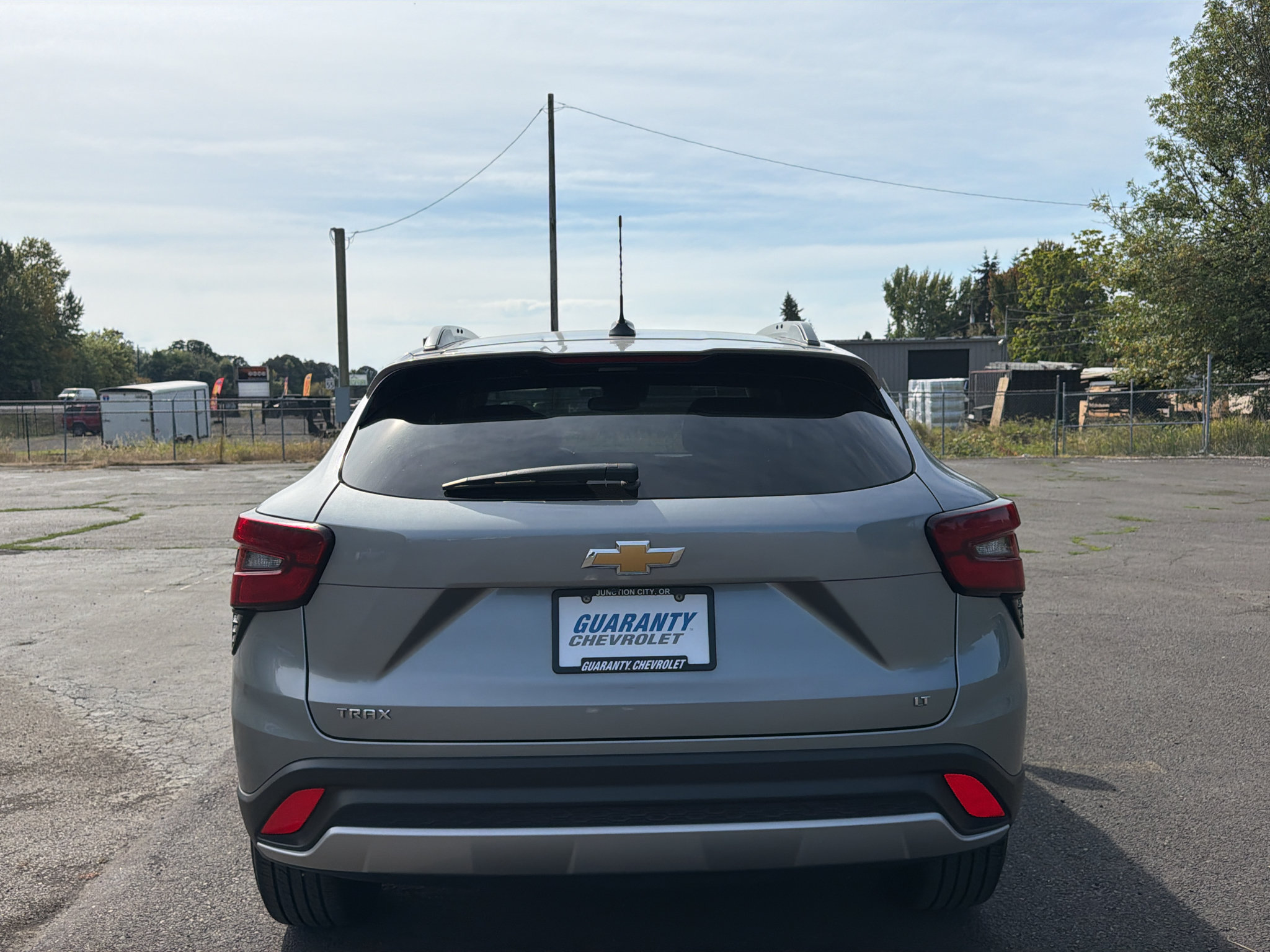 Used 2024 Chevrolet Trax LT FWD image 7
