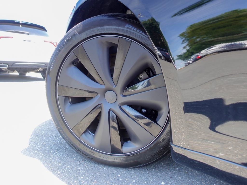 Used 2024 Tesla Model S AWD/4WD image 8