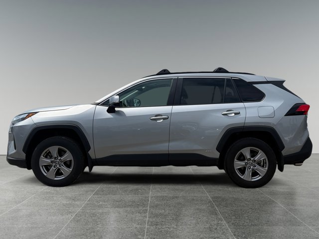 Used 2024 Toyota RAV4 XLE w/ Convenience Package AWD/4WD image 3
